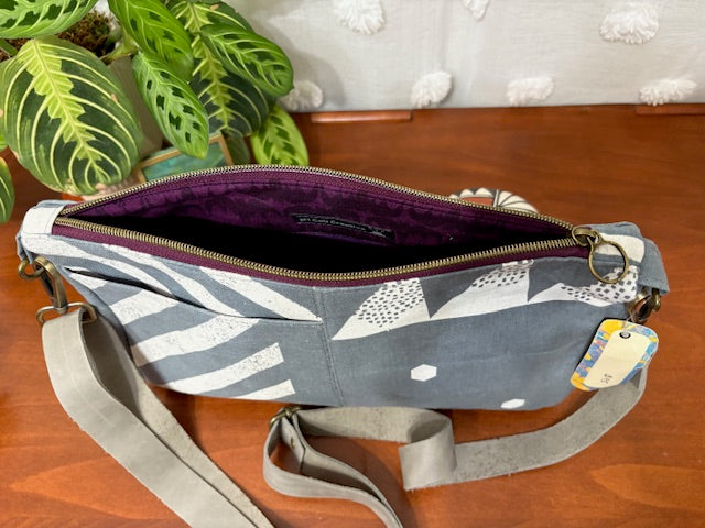 Dana Crossbody