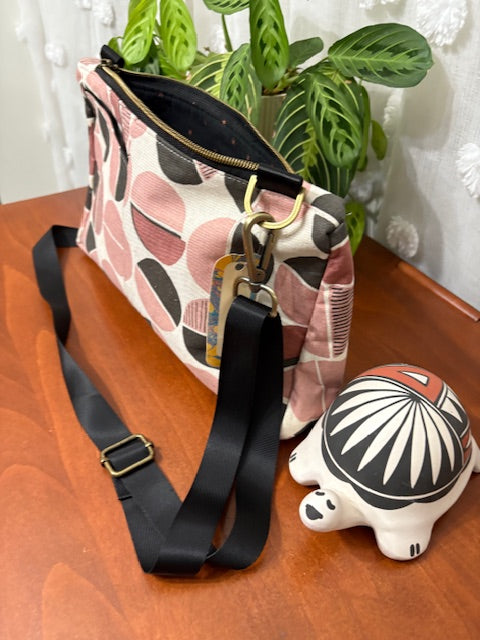 Dana Crossbody