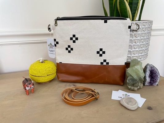 Hartfitz Crossbody