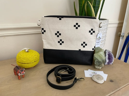 Hartfitz Crossbody