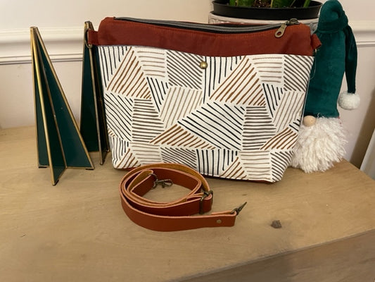 Hillside Crossbody